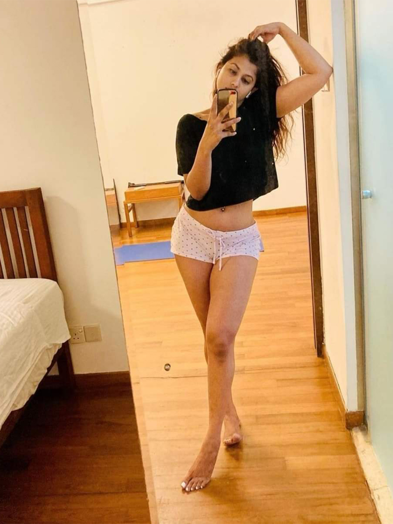 Hyderabad Escort Varsha